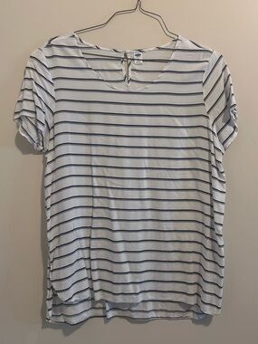 Old Navy White Short-Sleeve Tee with Navy‎ Stripes